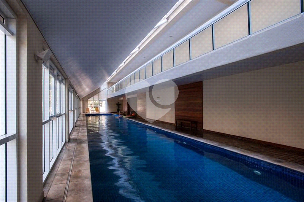 APARTAMENTO 3 SUÍTES E 3 VAGAS À VENDA NA VILA ANDRADE VENDER