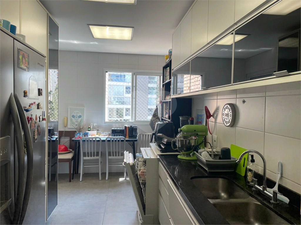 APARTAMENTO 3 SUÍTES E 3 VAGAS À VENDA NA VILA ANDRADE VENDER