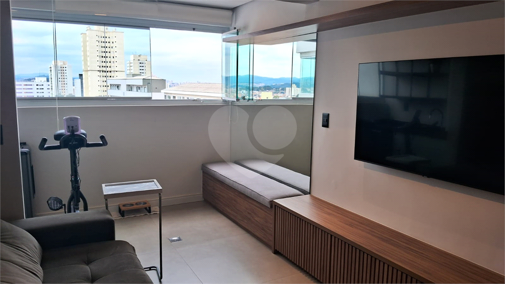 Apartamento a venda reformado no 700 metros do Metro e Shopping Tucuruvi