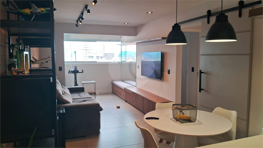 Apartamento a venda reformado no 700 metros do Metro e Shopping Tucuruvi