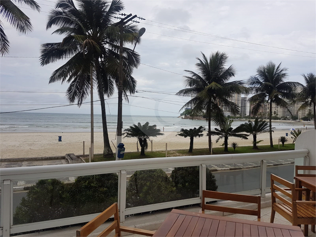 Apartamento de frente ao mar Asturias Guaruja 
