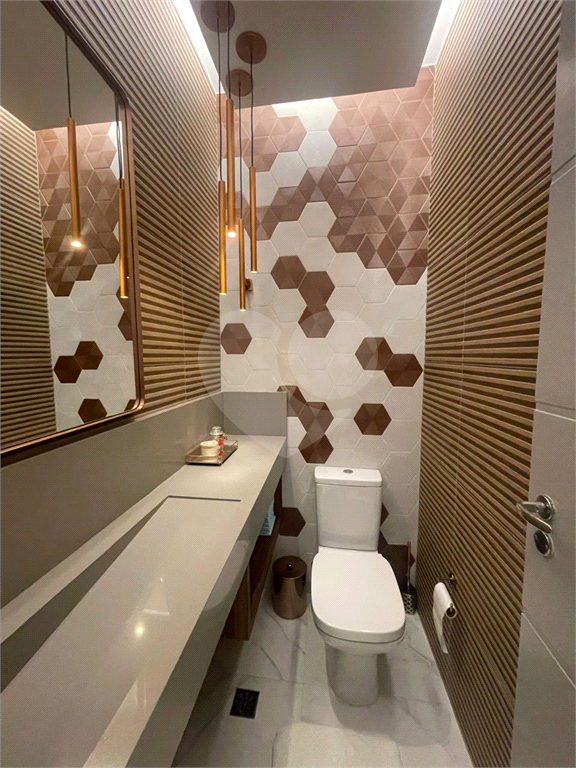 Sobrado Luxuoso & Exclusivíssimo – Casa Verde Média
