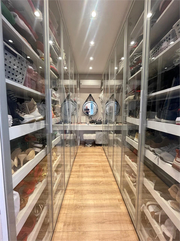 Sobrado Luxuoso & Exclusivíssimo – Casa Verde Média