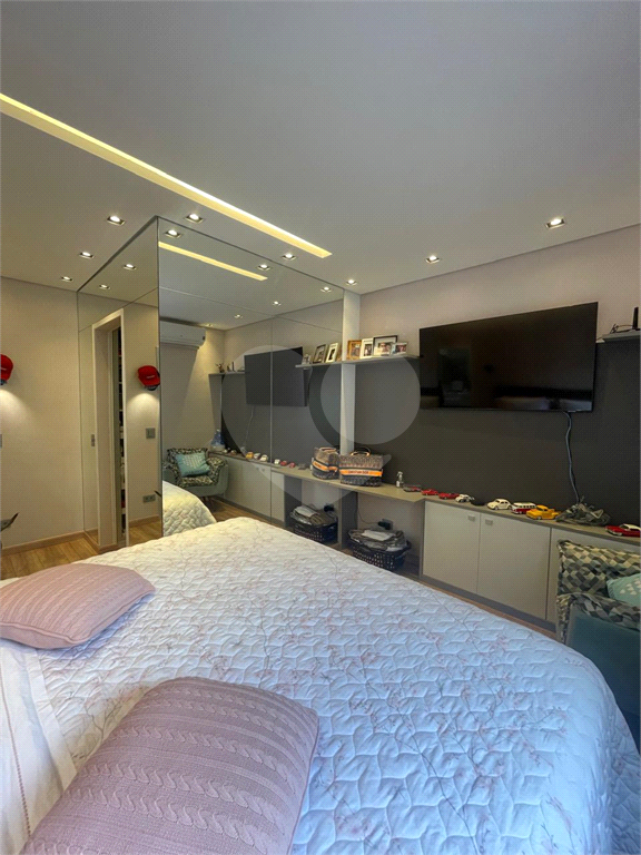 Sobrado Luxuoso & Exclusivíssimo – Casa Verde Média