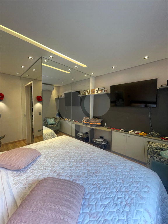 Sobrado Luxuoso & Exclusivíssimo – Casa Verde Média