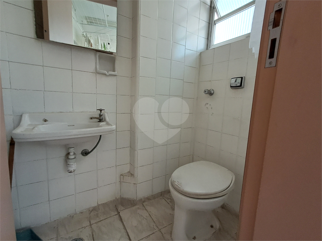 Imóvel de 220m² sala de 4 ambientes, 3 quartos grandes 1 vaga Higienópolis