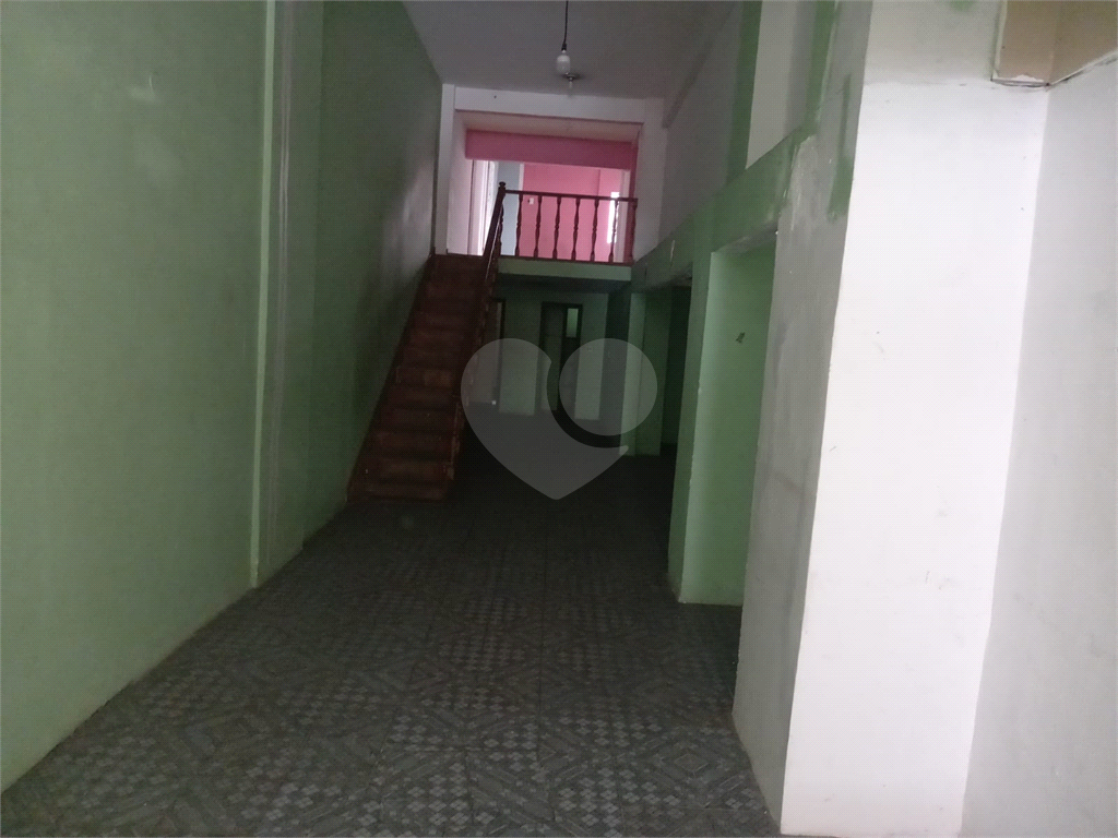 Salão comercial térreo à Venda/Locação – Santa Cecília - lado metro Santa Cecília