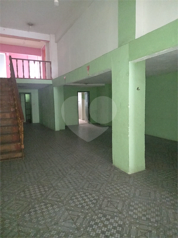 Salão comercial térreo à Venda/Locação – Santa Cecília - lado metro Santa Cecília