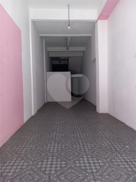 Salão comercial térreo à Venda/Locação – Santa Cecília - lado metro Santa Cecília