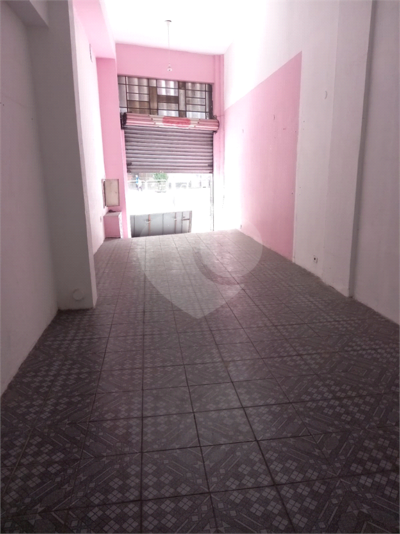 Salão comercial térreo à Venda/Locação – Santa Cecília - lado metro Santa Cecília