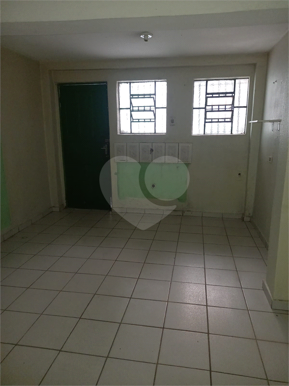 Salão comercial térreo à Venda/Locação – Santa Cecília - lado metro Santa Cecília