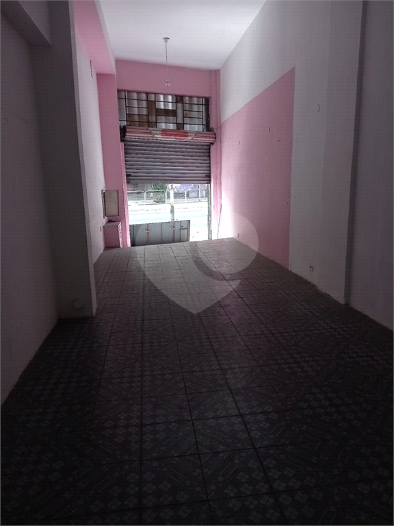 Salão comercial térreo à Venda/Locação – Santa Cecília - lado metro Santa Cecília