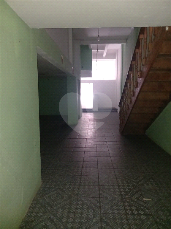 Salão comercial térreo à Venda/Locação – Santa Cecília - lado metro Santa Cecília