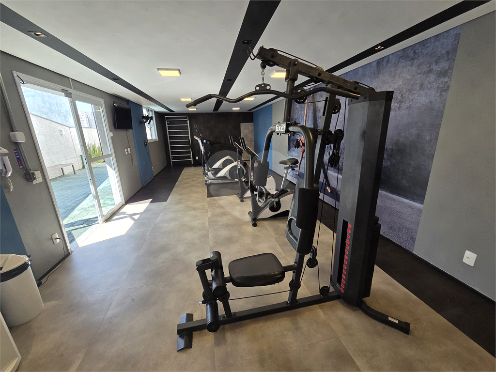 APARTAMENTO TÉRREO COM QUINTAL NA AVENIDA IMIRIM