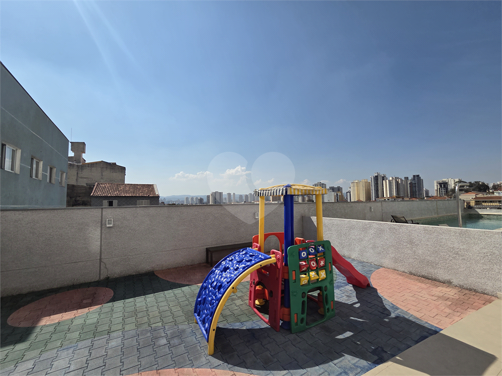 APARTAMENTO TÉRREO COM QUINTAL NA AVENIDA IMIRIM