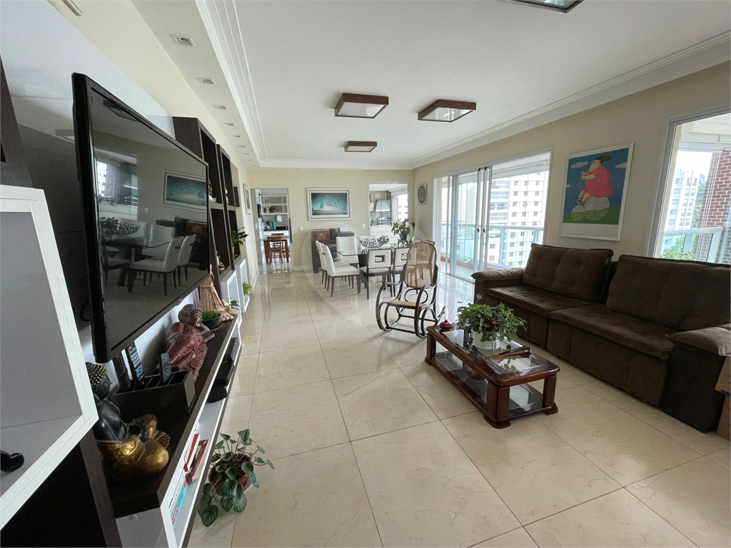 Apartamento a venda em Perdizes, 234 m2 , 4 dormitórios, 4 vagas fixas em excelente localização 
