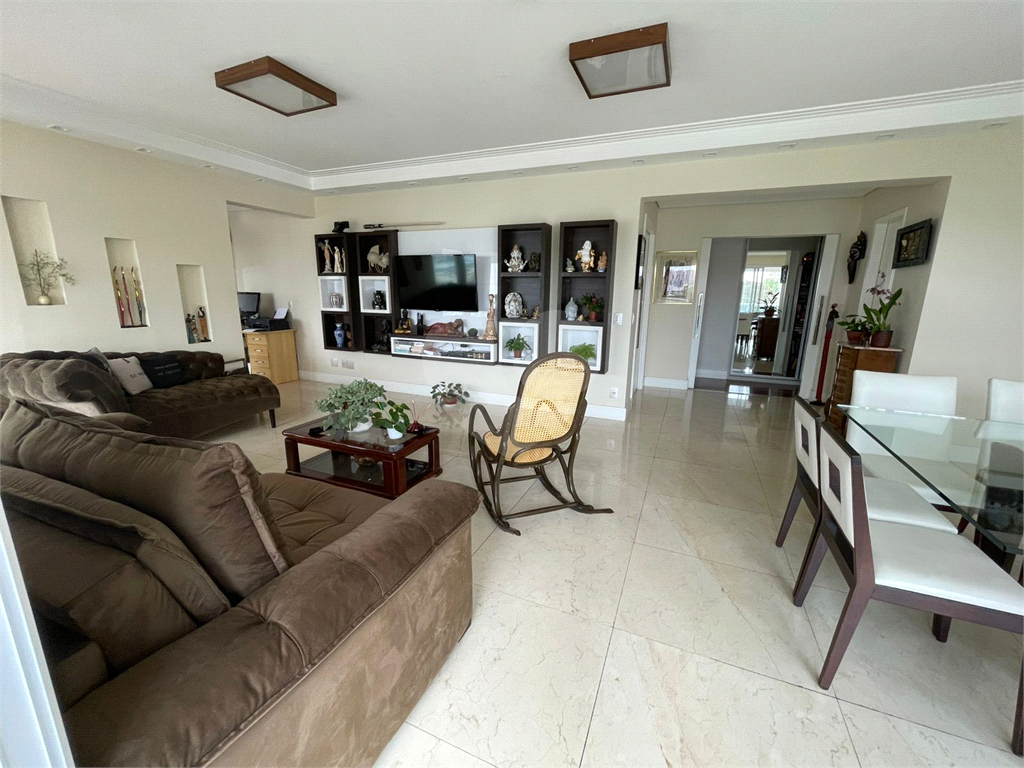 Apartamento a venda em Perdizes, 234 m2 , 4 dormitórios, 4 vagas fixas em excelente localização 