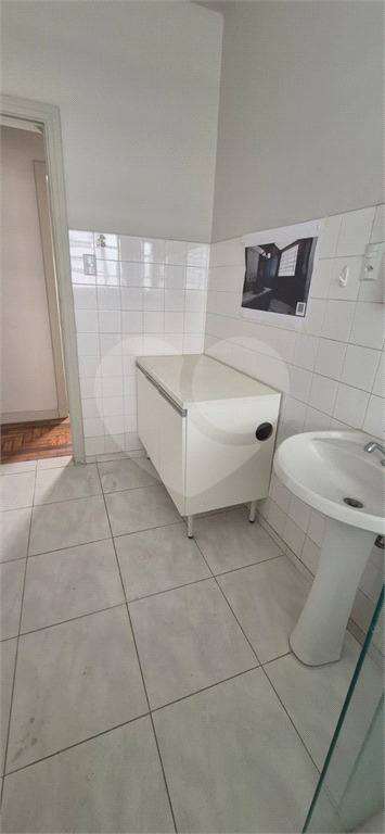 VENDE APARTAMENTO DE 2 DORMITÓRIOS COM VAGA - NA ACLIMAÇÃO