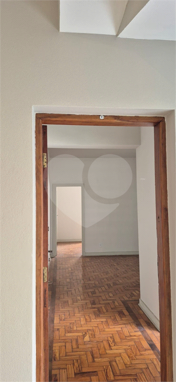 VENDE APARTAMENTO DE 2 DORMITÓRIOS COM VAGA - NA ACLIMAÇÃO