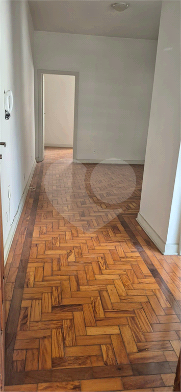 VENDE APARTAMENTO DE 2 DORMITÓRIOS COM VAGA - NA ACLIMAÇÃO