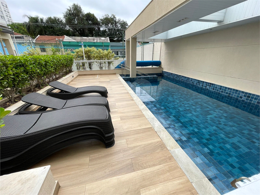 Cobertura com 297 m2, 4 suítes, 5 vagas de garagem em Perdizes! Excelente localização 