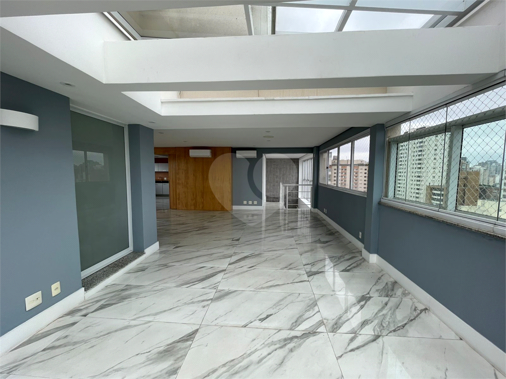 Cobertura com 297 m2, 4 suítes, 5 vagas de garagem em Perdizes! Excelente localização 