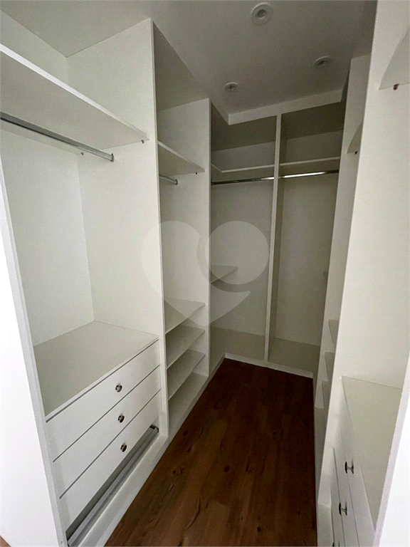Cobertura com 297 m2, 4 suítes, 5 vagas de garagem em Perdizes! Excelente localização 
