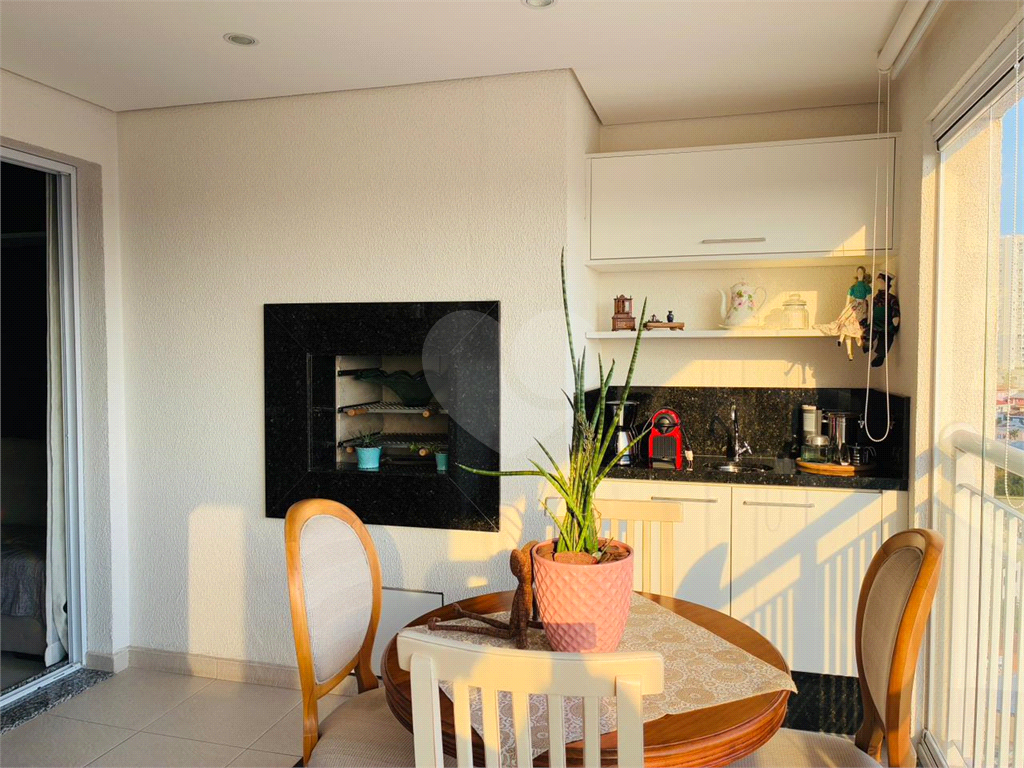 APARTAMENTO em CASA VERDE