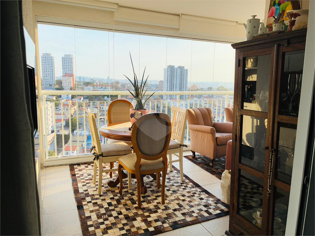 APARTAMENTO em CASA VERDE