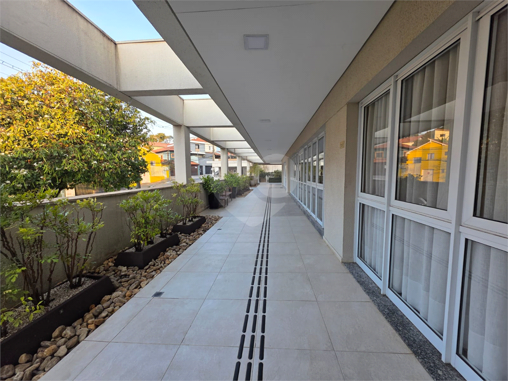 APARTAMENTO em CASA VERDE