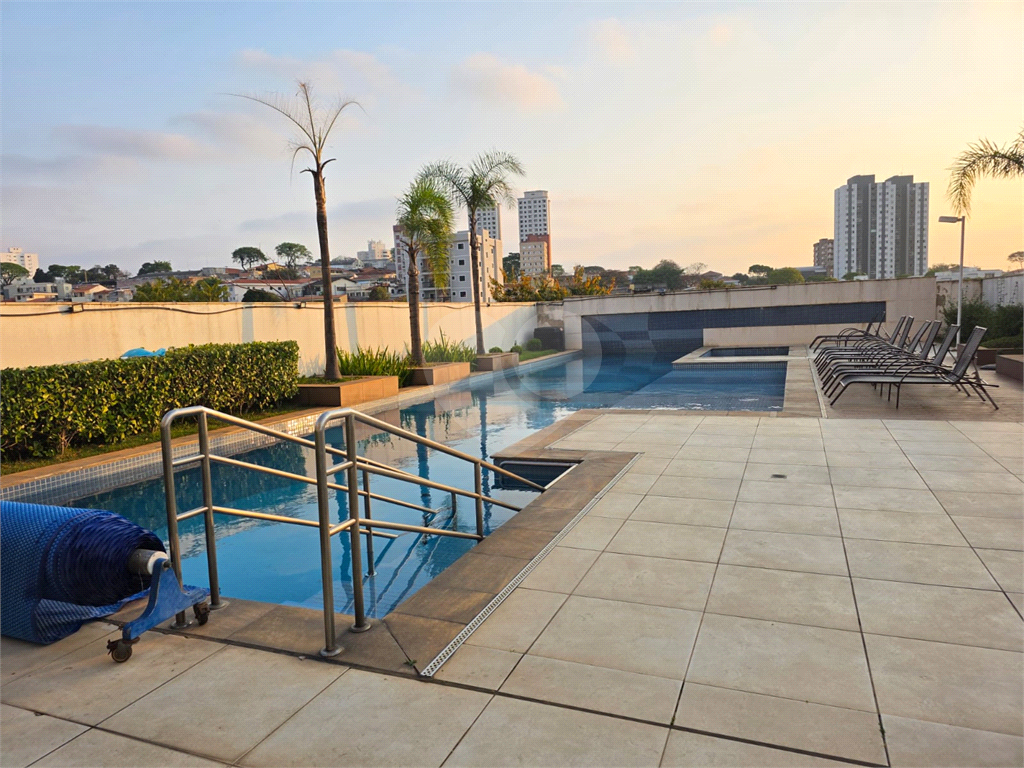 APARTAMENTO em CASA VERDE