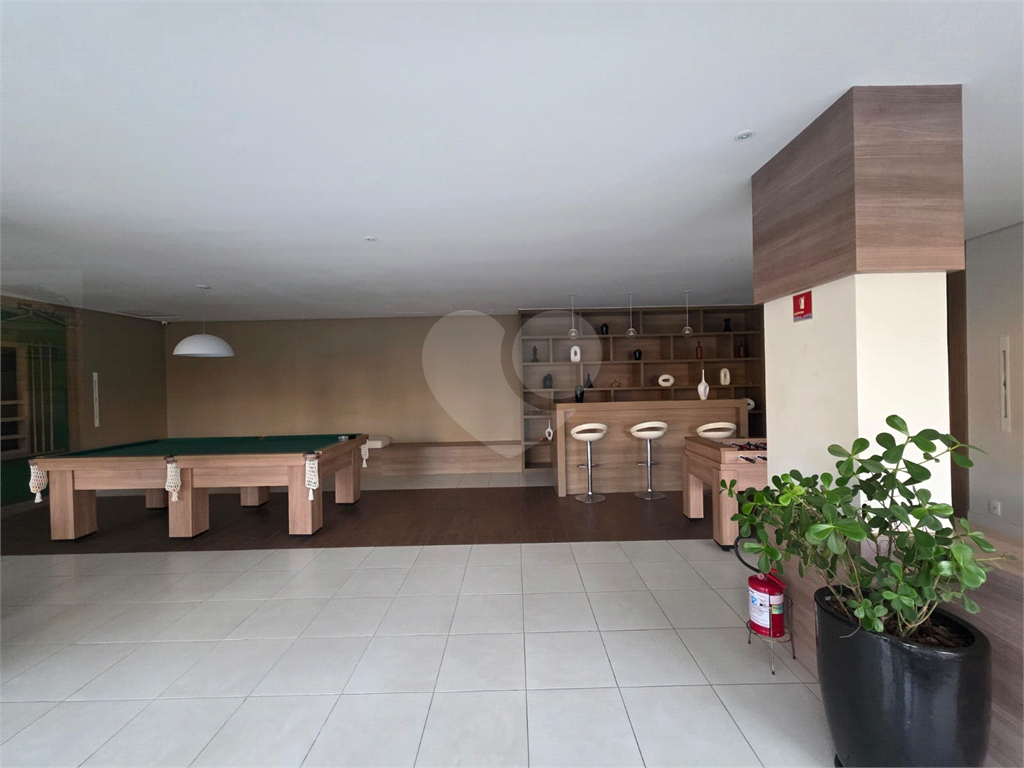 APARTAMENTO em CASA VERDE