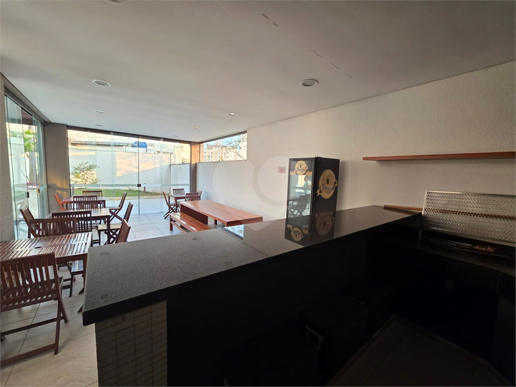 APARTAMENTO em CASA VERDE