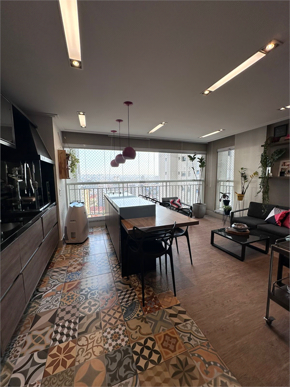 Apartamento para venda na Vila Maria com Varanda Gourmet 2 vagas.