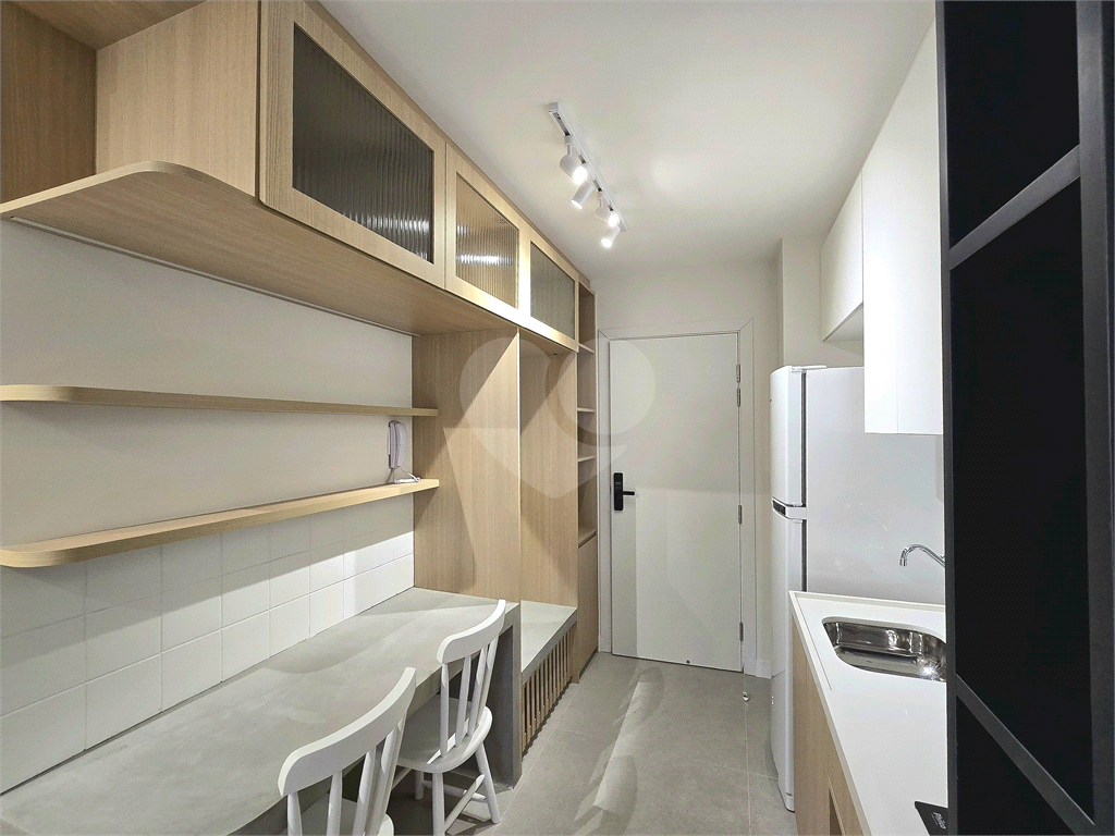 Apartamento Studio para alugar com 1 quarto 1 banheiro em Pinheiros São Paulo - SP
