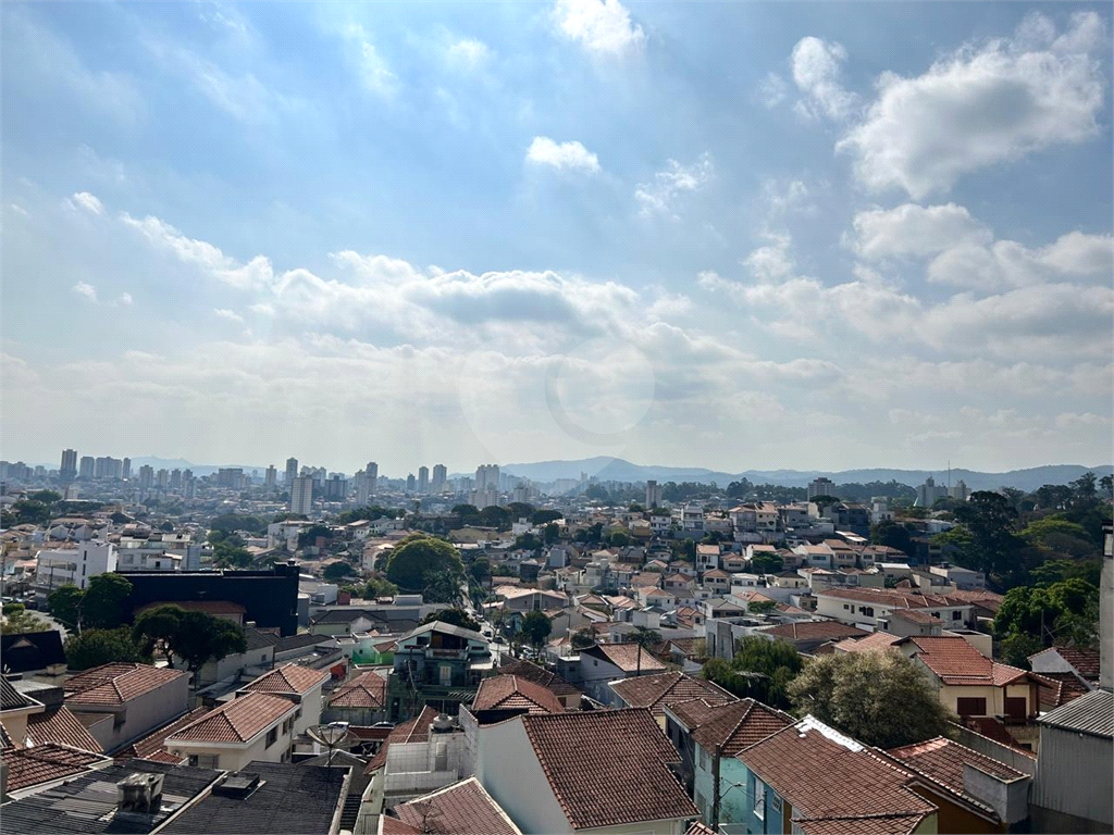 Prédio Comercial e Residencial na Av. Nova Cantareira!