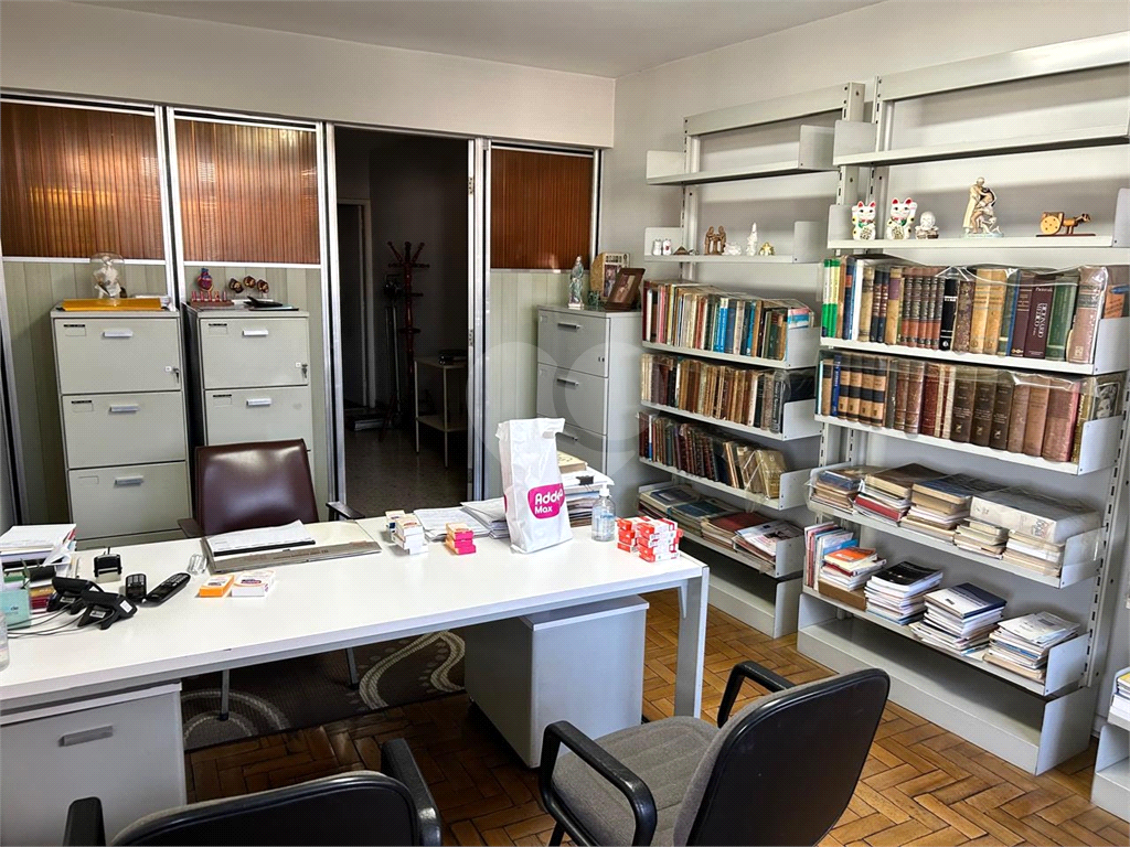 Prédio Comercial e Residencial na Av. Nova Cantareira!