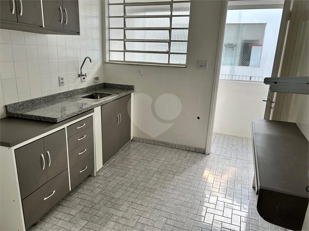 Prédio Comercial e Residencial na Av. Nova Cantareira!