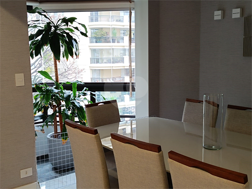 Apartamento para Venda em Perdizes com 3 suites