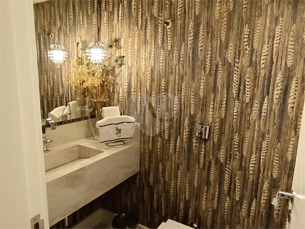 Apartamento para Venda em Perdizes com 3 suites