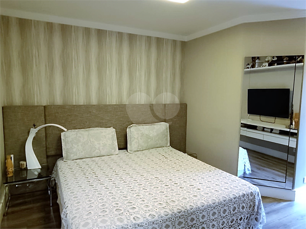 Apartamento para Venda em Perdizes com 3 suites