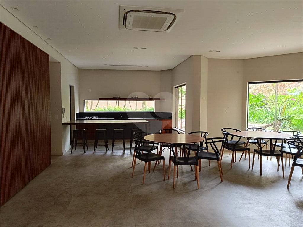 Apartamento para Venda em Perdizes com 3 suites