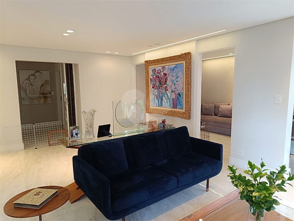 Apartamento para Venda em Perdizes com 3 suites