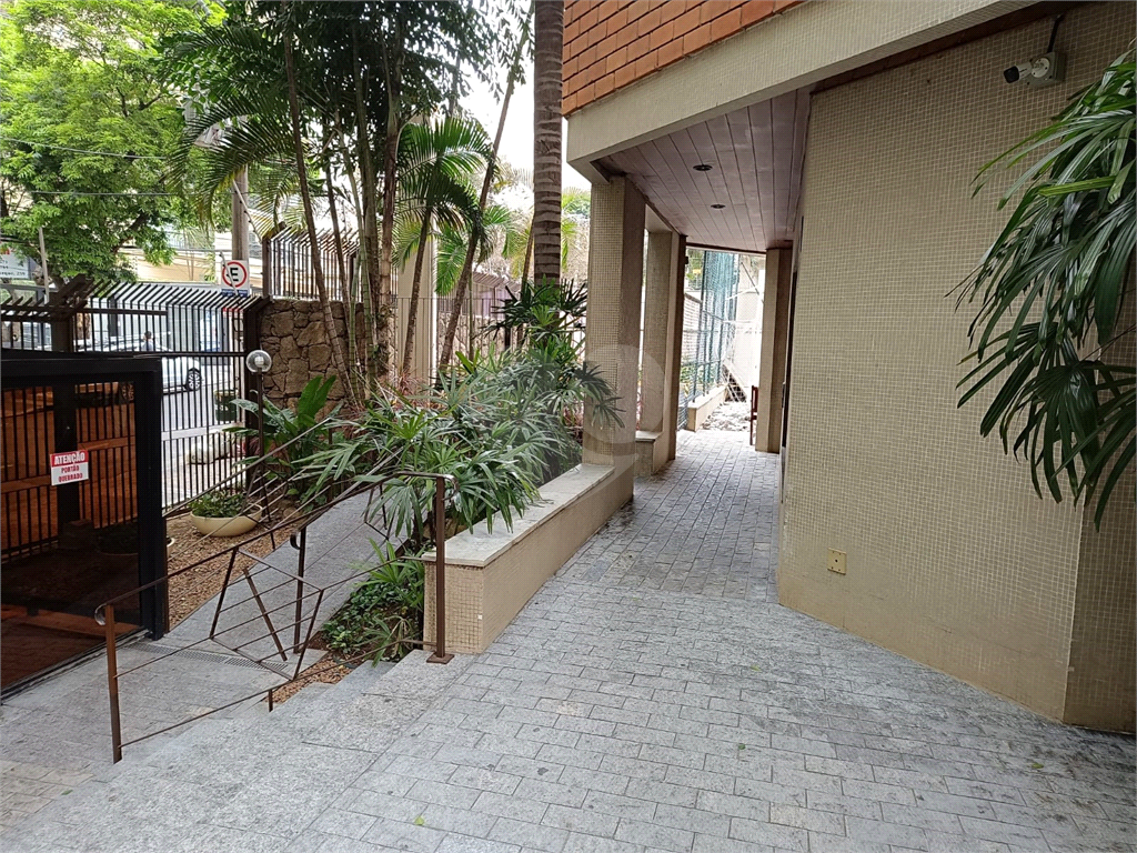 Apartamento para Venda em Perdizes com 3 suites