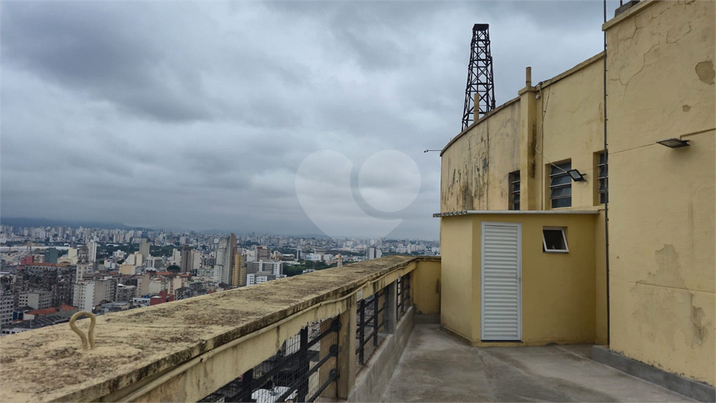 APARTAMENTO em CENTRO