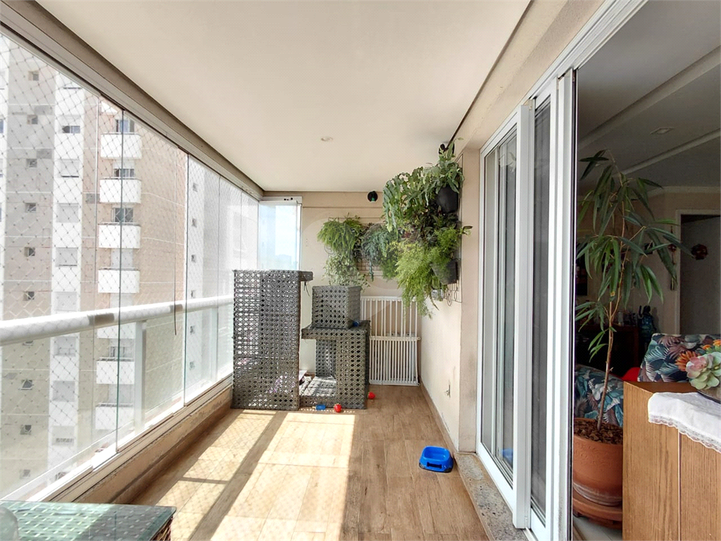 Imóvel de 120m² sala de estar com 2 ambientes com ampla varanda gourmet 2 vagas lazer completo Vl. Romana