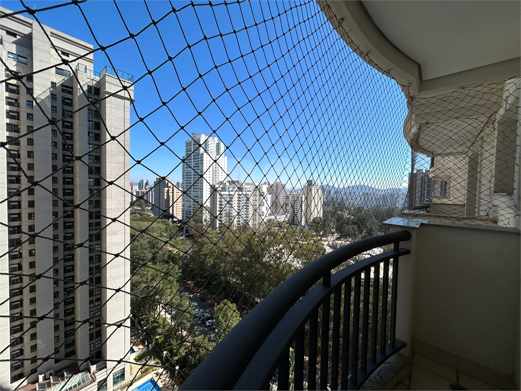 Apartamento Barueri  Alphaville Centro Industrial E Empresarial/alphaville.  