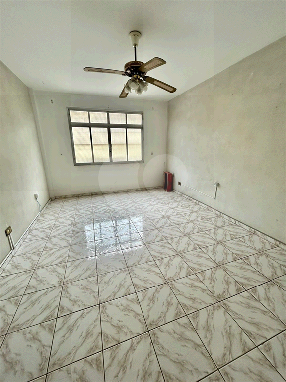 Apartamento 100 metros, ao lado da Av. Braz Leme, 2 dormitórios 1 vaga