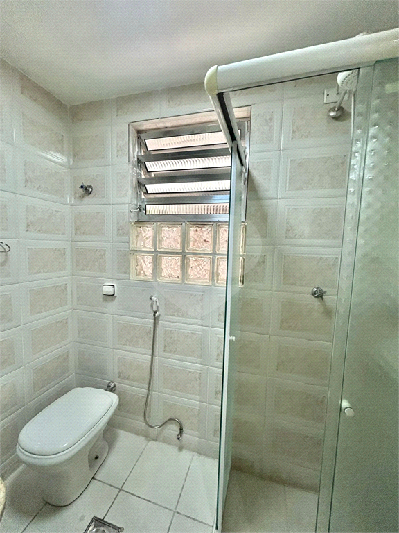 Apartamento 100 metros, ao lado da Av. Braz Leme, 2 dormitórios 1 vaga