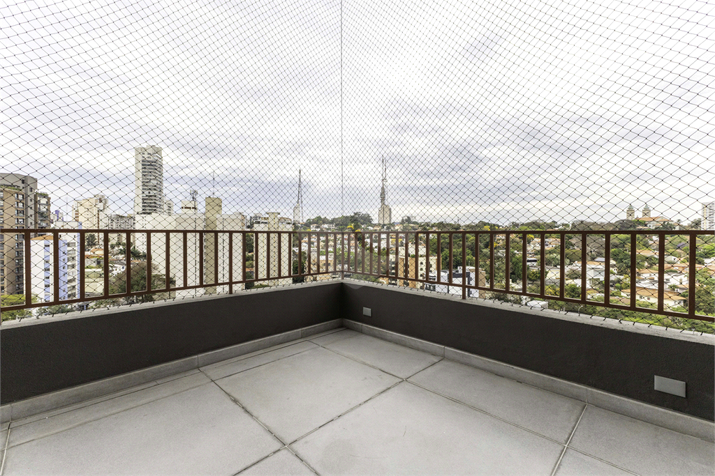 Apartamento dúplex para venda, com 196 m, 3 suítes e 3 vagas na Vila Madalena-SP
